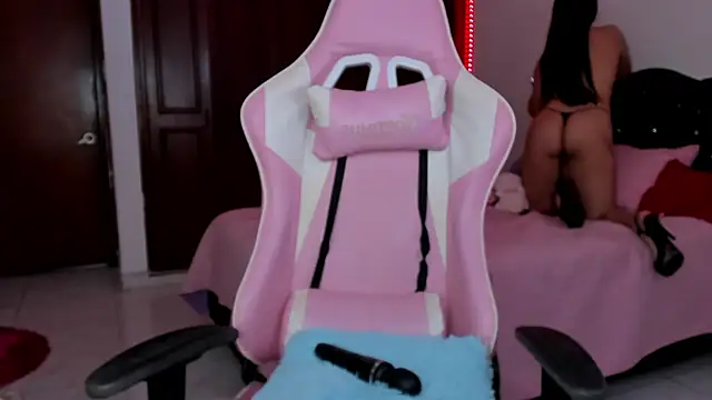 Sara Squirting Heels online show from 30, 5, 2026