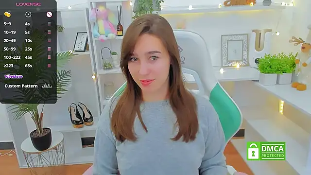  Eliizabeth  online show from 30, 12, 2024