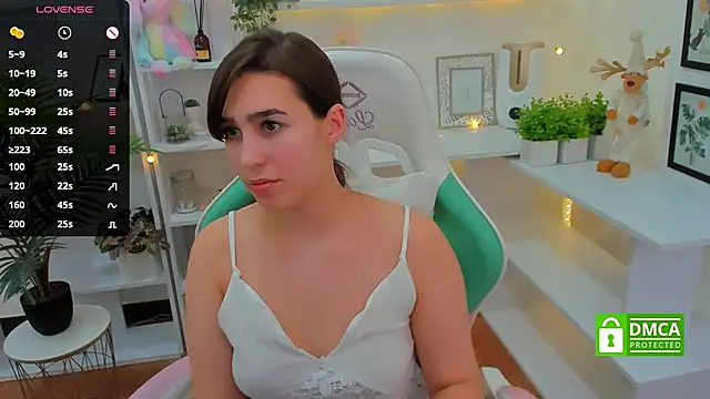  Eliizabeth  online show from 13, 1, 2025