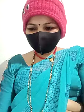 Snapshot of Riyaa-Devi chatting on 7, 1, 2025 Riyaa-Devi online show from 7, 1, 2025