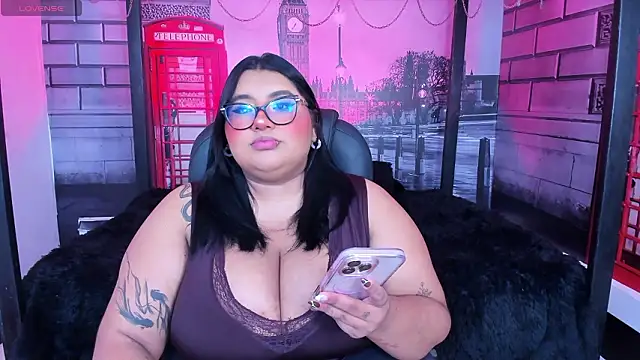 Snapshot of tifanny_bigboobs11 chatting on 13, 3, 2026 tifanny bigboobs11 online show from 13, 3, 2026