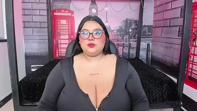 Snapshot of tifanny_bigboobs11 chatting on 2, 4, 2026 tifanny bigboobs11 online show from 2, 4, 2026