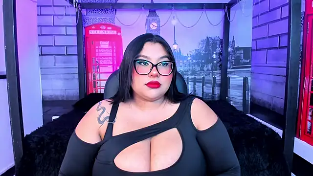 Snapshot of tifanny_bigboobs11 chatting on 12, 5, 2026 tifanny bigboobs11 online show from 12, 5, 2026