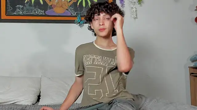 Snapshot of Cherry_boy_18 chatting on 9, 3, 2025 Cherry boy 18 online show from 9, 3, 2025