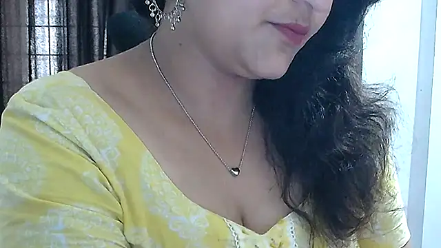Snapshot of Maria_55 chatting on 10, 5, 2026 Maria 55 online show from 10, 5, 2026