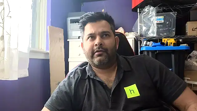 Snapshot of Sakhtlaundaz chatting on 4, 5, 2026 Sakhtlaundaz online show from 4, 5, 2026