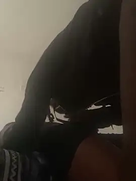 Snapshot of BD2LONG chatting on 18, 2, 2025 BD2LONG online show from 18, 2, 2025