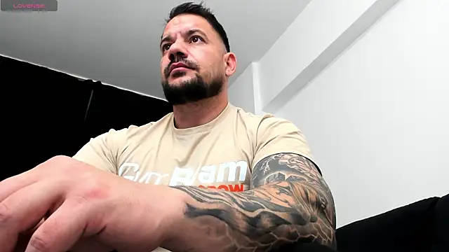 musclemonster31 online show from 16, 10, 2025