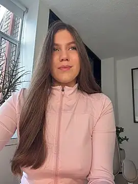 Snapshot of AmelieLaurent_ chatting on 27, 7, 2026 AmelieLaurent online show from 27, 7, 2026