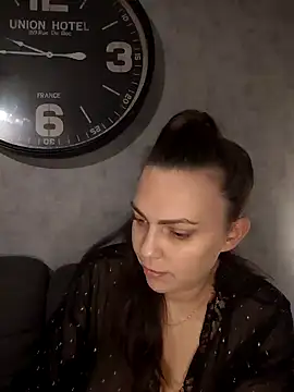 Snapshot of LEAsquirt91 chatting on 21, 1, 2025 LEAsquirt91 online show from 21, 1, 2025