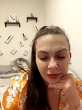 Snapshot of LEAsquirt91 chatting on 1, 2, 2025 LEAsquirt91 online show from 1, 2, 2025