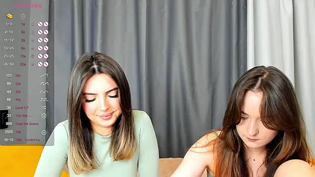 Snapshot of AnnaTeona chatting on 14, 12, 2024 AnnaTeona online show from 14, 12, 2024