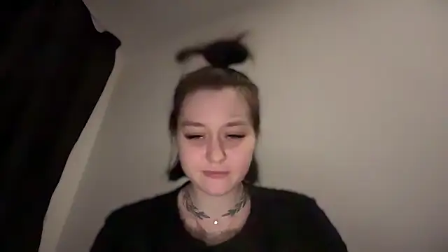 Isabel-Bailey online show from 25, 1, 2025