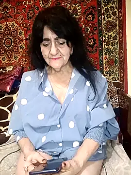 Lovely Lori online show from 28, 11, 2025