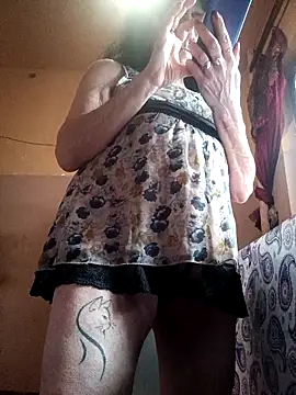 Lovely Lori online show from 23, 2, 2026