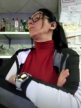 bruneta sexy23 online show from 6, 3, 2025