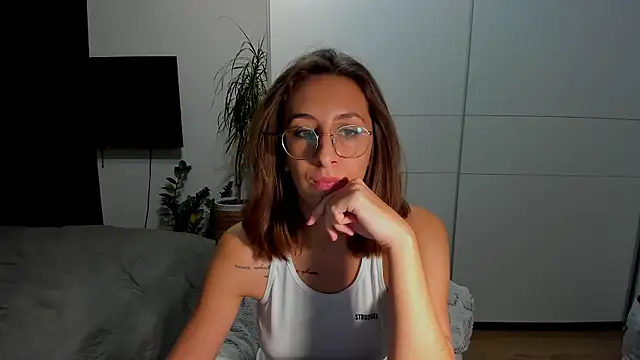 DesireMore90 online show from 14, 1, 2026