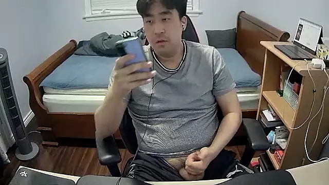 Koreanboy171 online show from 13, 3, 2026