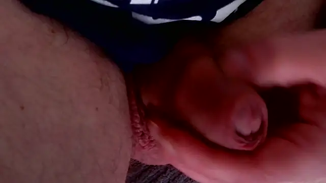 Snapshot of InvitingBend9 chatting on 25, 10, 2025 InvitingBend9 online show from 25, 10, 2025