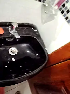 Alexisllanos online show from 21, 12, 2025