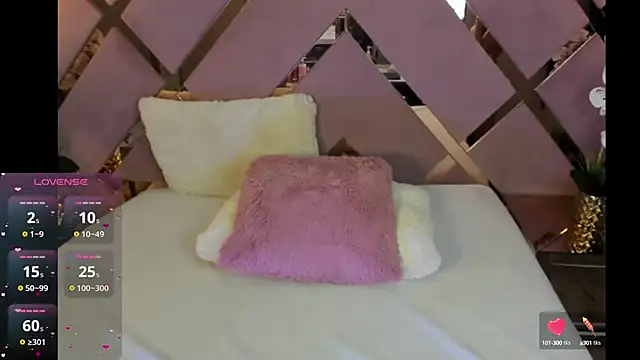 Snapshot of SHANONCLARK chatting on 20, 3, 2025 SHANONCLARK online show from 20, 3, 2025