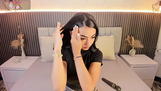 Snapshot of SHANONCLARK chatting on 23, 9, 2025 SHANONCLARK online show from 23, 9, 2025