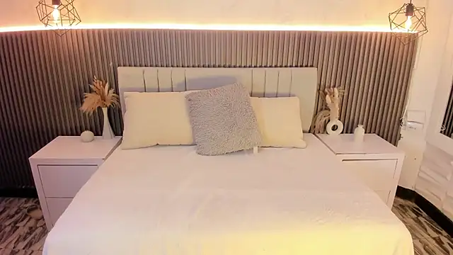 Snapshot of SHANONCLARK chatting on 2, 10, 2025 SHANONCLARK online show from 2, 10, 2025