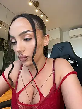 Snapshot of MileySin1111 chatting on 9, 6, 2026 MileySin1111 online show from 9, 6, 2026