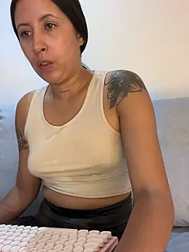 marthina thompsson online show from 8, 2, 2025