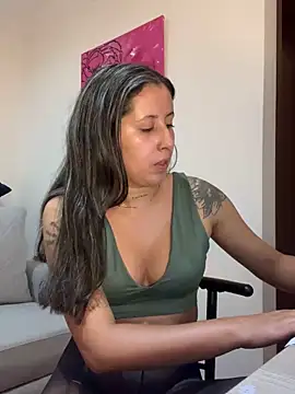 marthina thompsson online show from 3, 3, 2025