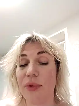 Linda Gregory online show from 4, 10, 2025