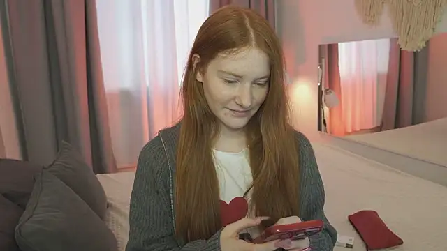 Snapshot of FiaMoor chatting on 28, 4, 2026 FiaMoor online show from 28, 4, 2026