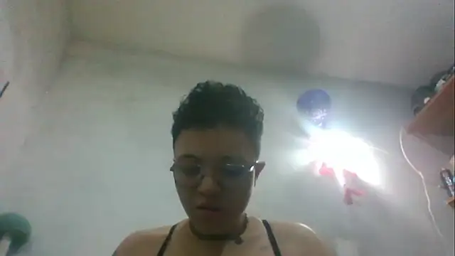 Snapshot of EdenJupiter chatting on 10, 4, 2026 EdenJupiter online show from 10, 4, 2026