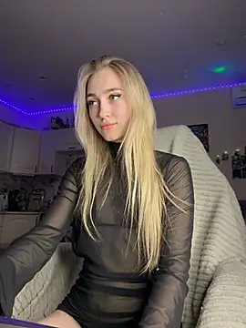 Good  Girl  online show from 4, 3, 2026