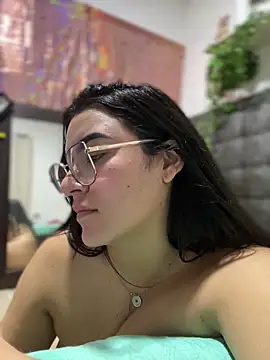 Snapshot of Lia_flowers chatting on 12, 1, 2025 Lia flowers online show from 12, 1, 2025