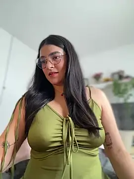 Snapshot of Lia_flowers chatting on 23, 2, 2025 Lia flowers online show from 23, 2, 2025