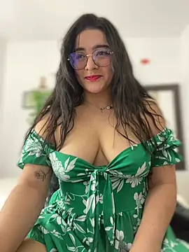 Snapshot of Lia_flowers chatting on 2, 3, 2025 Lia flowers online show from 2, 3, 2025