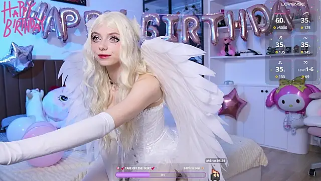 HolliWould  online show from 10, 4, 2026