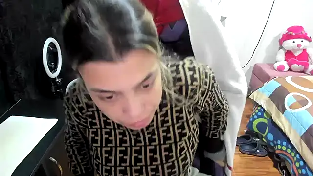 LuisaReyes 2911 online show from 22, 12, 2024