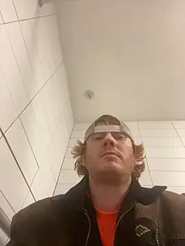 hottestcouplevaa online show from 3, 12, 2024