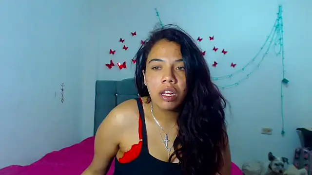 Snapshot of AmaraRoberts420 chatting on 12, 1, 2025 AmaraRoberts420 online show from 12, 1, 2025