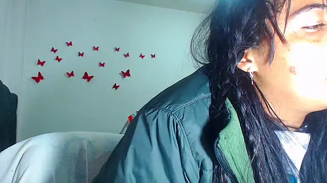 AmaraRoberts420 online show from 28, 10, 2025