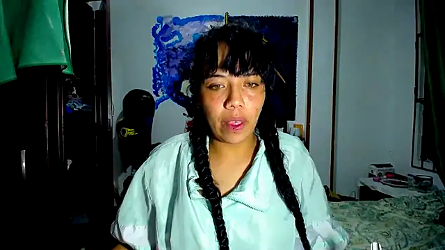 Snapshot of AmaraRoberts420 chatting on 14, 5, 2026 AmaraRoberts420 online show from 14, 5, 2026