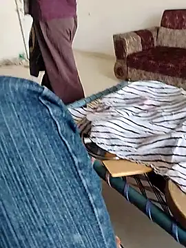 Instant chargerxh online show from 10, 4, 2026