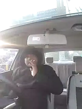 Dick 6inches online show from 28, 1, 2025