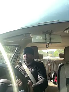 Dick 6inches online show from 12, 9, 2025