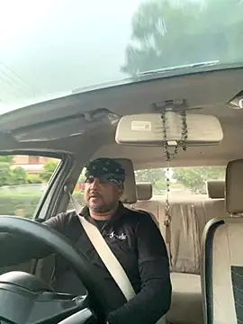 Dick 6inches online show from 13, 9, 2025