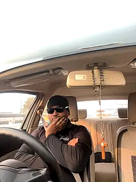 Dick 6inches online show from 3, 11, 2025