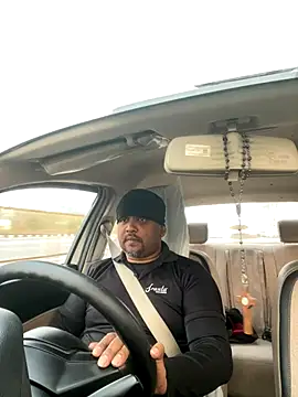 Dick 6inches online show from 11, 11, 2025