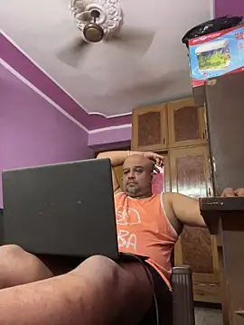 Dick 6inches online show from 12, 4, 2026